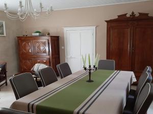 Fotografia z galérie ubytovania Spacious mansion in Slavic v destinácii Salviac