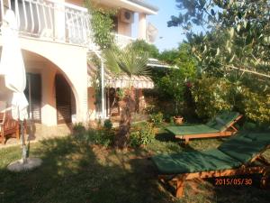 Zahrada ubytování Apartment Steblaj
