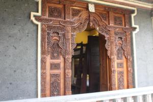 Desa Hostel的门面或入口