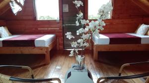 Postel nebo postele na pokoji v ubytování Sukha Glamping