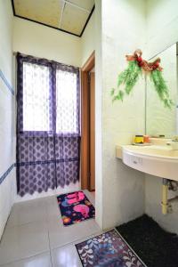 Koupelna v ubytování Xi Cun Homestay