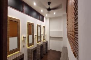 Fotografija v galeriji nastanitve Attic Capsule Hotel v mestu Marigondon