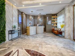 Fotografie z fotogalerie ubytování GreenTree Eastern Hotel Shenzhen Futian Civic Center Jingtan Subway Station v destinaci Šen-čen