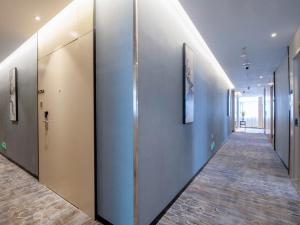 Fotografie z fotogalerie ubytování GreenTree Eastern Hotel Shenzhen Futian Civic Center Jingtan Subway Station v destinaci Šen-čen
