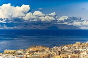 Fotografie z fotogalerie ubytování Spacious 2 bedroom Apartment Tenerife South v destinaci Adeje