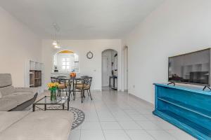 Fotografie z fotogalerie ubytování Spacious 2 bedroom Apartment Tenerife South v destinaci Adeje