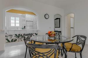 Fotografie z fotogalerie ubytování Spacious 2 bedroom Apartment Tenerife South v destinaci Adeje