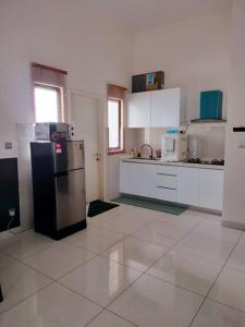 J Dupion Residences