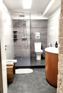 Koupelna v ubytování Apartaments rurals CAL PARRO, Batea (Terra Alta)