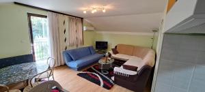 Χώρος καθιστικού στο Apartman Jova