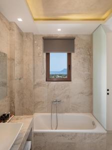 Koupelna v ubytování Villa Aloni