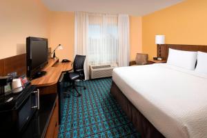Postel nebo postele na pokoji v ubytování Fairfield Inn & Suites Weatherford