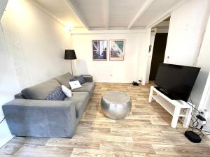 Studio mezzanine sur le port