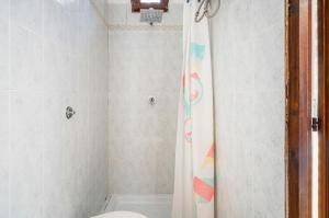 Ένα μπάνιο στο Quartu Sant'Elena Cozy Apt with Parking&Garden! +12 φωτογραφίες