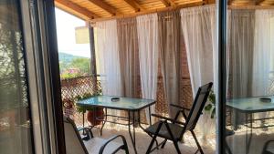 Nespecifikovaný výhled na hory nebo výhled na hory při pohledu z apartmánu