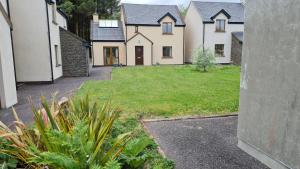 Το κτήριο όπου στεγάζεται  η παραθεριστική κατοικία