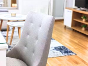 Et opholdsområde på Silver Apartment + 5 billeder