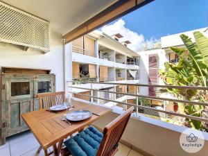 Φωτογραφία από το άλμπουμ του Manoa - Studio classé 2 étoiles à Saint-Denis σε Saint-Denis