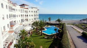 Foto dalla galleria di Apartamentos StarNerja en Stella Maris a Nerja