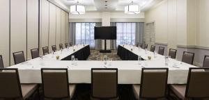 Embassy Suites Denver Tech Center商务区和/或会议室