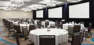 Embassy Suites Denver Tech Center商务区和/或会议室