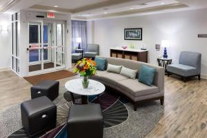 Posezení v ubytování Homewood Suites by Hilton Mahwah
