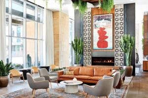 Canopy By Hilton Tempe Downtown的休息区