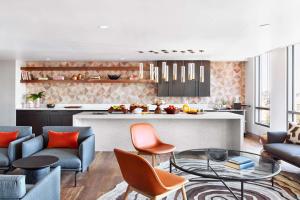 Canopy By Hilton Tempe Downtown的休息区