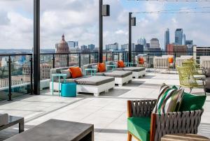 Posezení v ubytování Hilton Garden Inn Austin University Capitol District