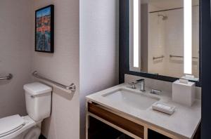 Koupelna v ubytování Hilton Garden Inn Austin University Capitol District
