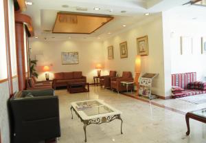 Χώρος καθιστικού στο Safeer International Hotel By Brothers International