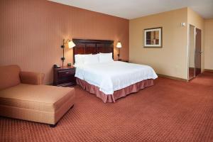 Postel nebo postele na pokoji v ubytování Hampton Inn & Suites Austin South Buda