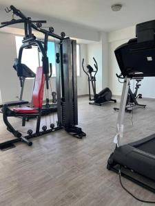 Fitness centrum a/nebo fitness zařízení v ubytování Apartamento elegante en SD