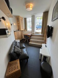 Et tv og/eller underholdning på Old Town Napoleon Crib