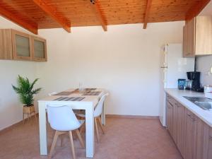 Gallery image of Country house Pantelatos in Pouláta