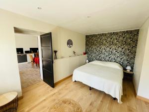 Gallery image of Les Hirondelles in Saint-Cernin-de-Labarde