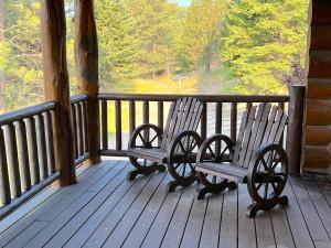 캘리스펠에 위치한 The Hidden Ranch a Secluded Log Home에서 갤러리에 업로드한 사진