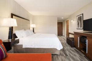 TV a/nebo společenská místnost v ubytování Hampton Inn Lehighton - Jim Thorpe