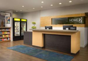 הלובי או אזור הקבלה ב-Home2 Suites by Hilton Charleston Airport Convention Center, SC