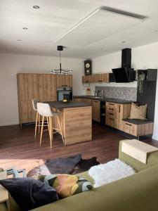 Η κουζίνα ή μικρή κουζίνα στο Gemütliche Wohnung -Schwarzwald