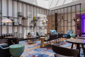 Canopy By Hilton Memphis Downtown的休息区