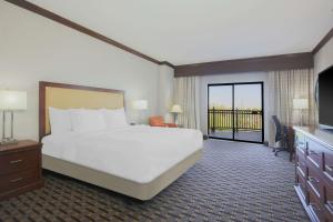 Katil atau katil-katil dalam bilik di Hilton Phoenix Chandler
