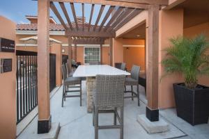 Balkón nebo terasa v ubytování Homewood Suites by Hilton Yuma