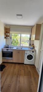 Kuchyň nebo kuchyňský kout v ubytování Apartament Teuta