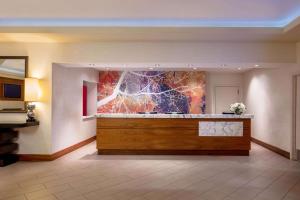 Vstupní hala nebo recepce v ubytování DoubleTree Suites by Hilton Minneapolis Downtown
