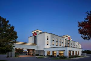 a rendering of the front of a hotel at Hampton Inn & Suites West Haven in West Haven