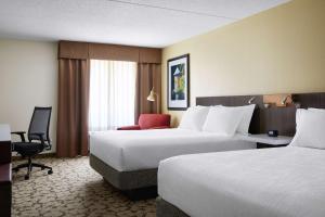 Postel nebo postele na pokoji v ubytování Hilton Garden Inn Providence Airport/Warwick