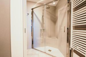 Imagen de la galería de Appartamento Meda - Lakeside Leisure & Business, en Cissano 26 fotos más