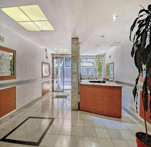 El lobby o recepción de Monoambiente Moderno 2 cuadras Plaza de Mayo
