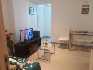Gallery image of Azure Residences by Van Florendo in Manila